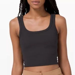 Lululemon held tight tank *crop